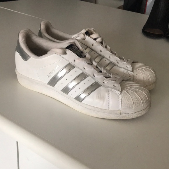 silver shell toe adidas